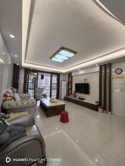 北京华达凯旋国际4室2厅146平低楼层/共22层