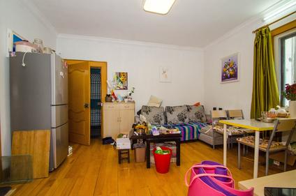 北京胶州大楼2室1厅78平高楼层/共28层