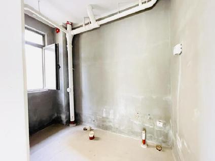 北京绿地IFC中央公馆B10地块4室2厅138.2平低楼层/共17层