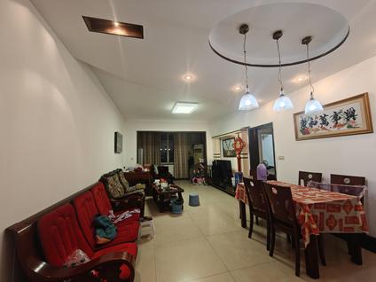 北京红光新村3室2厅124平高楼层/共8层