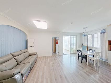 北京亚运花园2室1厅113.66平低楼层/共21层