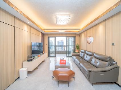 江门越秀天悦星院4室2厅127平高楼层/共32层