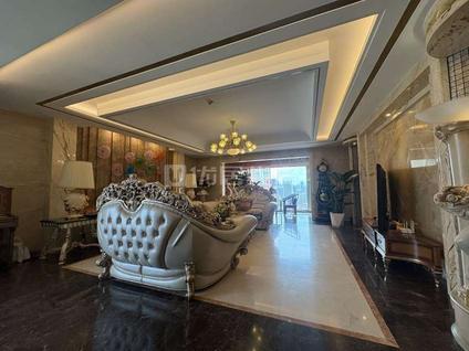 北京昆明广场中央(A区)5室2厅310平高楼层/共38层