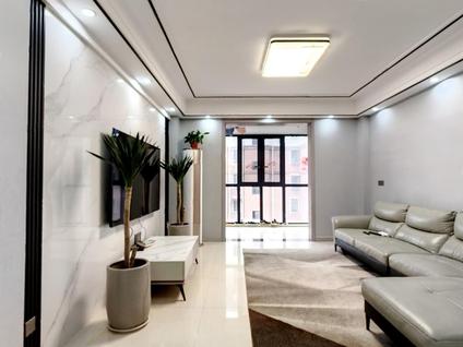 北京中央公馆3室2厅130平中楼层/共11层