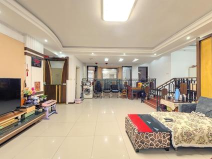 武汉阳光花园益康苑3室2厅154.67平低楼层/共6层