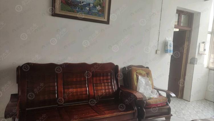 北京麻纺厂宿舍楼2室2厅67.5平中楼层/共5层