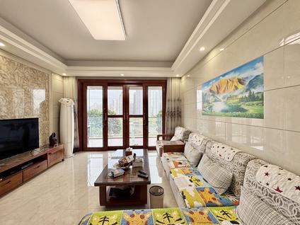 北京方直广场4室2厅161.23平低楼层/共27层