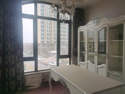 天津恒大山水城4室3厅244.68平低楼层/共3层