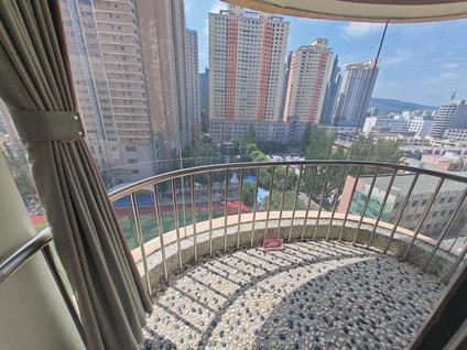 北京银泰都市花苑小区3室2厅142平中楼层/共26层