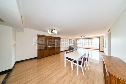 北京亮马名居3室2厅192.3平中楼层/共29层