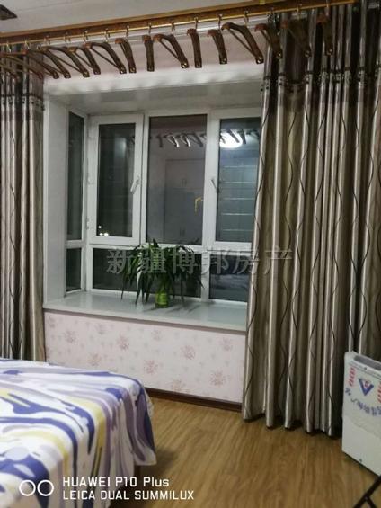 北京宝石花苑3室2厅136平低楼层/共18层