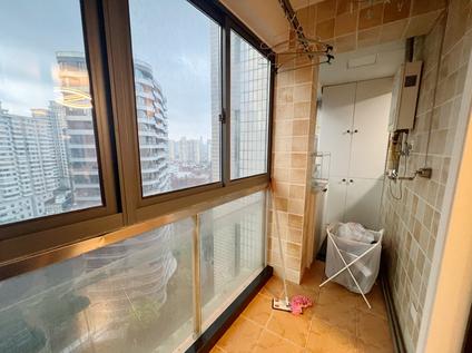 北京静安丽舍(北区)2室2厅127平中楼层/共33层