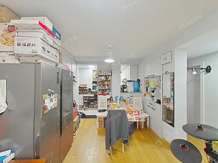 上海潍坊七村3室1厅67.05平高楼层/共6层