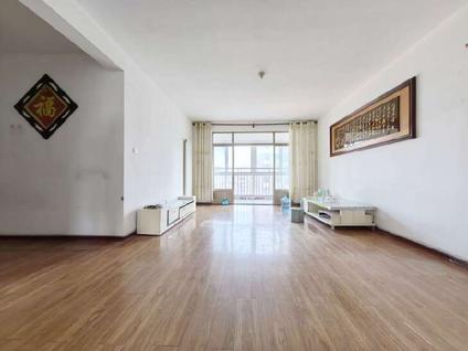 北京福泰新都城(东区)3室2厅117平高楼层/共18层