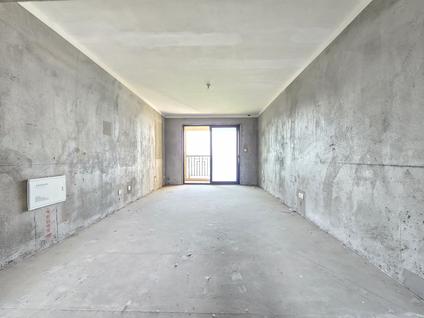 北京畔山公馆3室2厅122平高楼层/共18层
