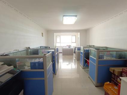 西宁永宁白金公寓2室2厅109.66平中楼层/共32层