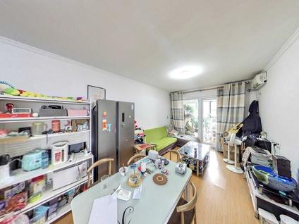 北京鸿坤罗纳河谷果岭墅2室2厅87.32平高楼层/共18层