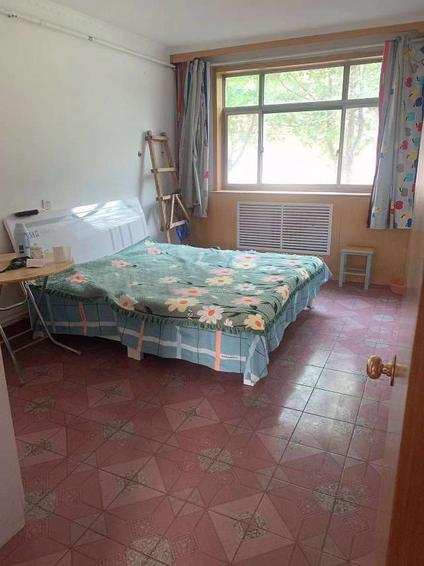 石家庄子弟校家属院2室2厅70平低楼层/共6层