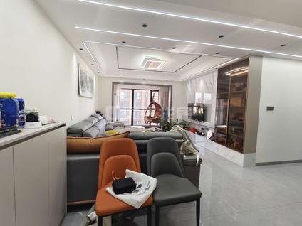 北京满江华府4室2厅137.7平中楼层/共24层