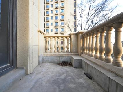 北京鸿园(玉兰苑东苑)5室2厅401.66平低楼层/共4层