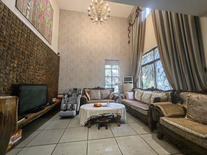 江门灏昌园5室3厅191平低楼层/共3层