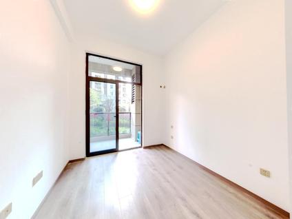 北京月河名邸3室1厅102.02平低楼层/共11层