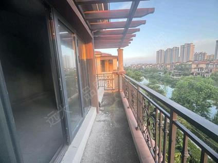 宿州托斯卡纳小镇6室2厅320平低楼层/共3层