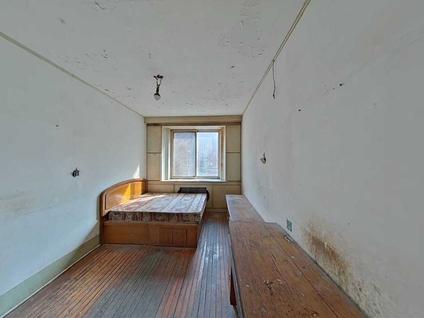 大连山海巷2室0厅47.42平中楼层/共4层