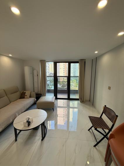 汕头海岸名居2室2厅44.73平低楼层/共22层