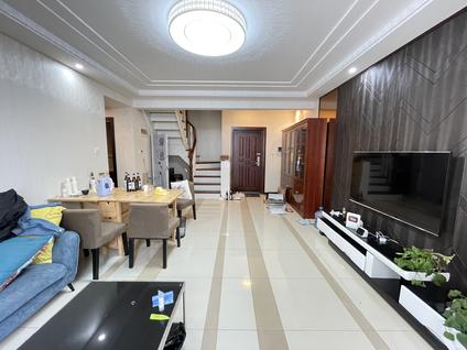 北京海上嘉年华2室1厅104平中楼层/共17层