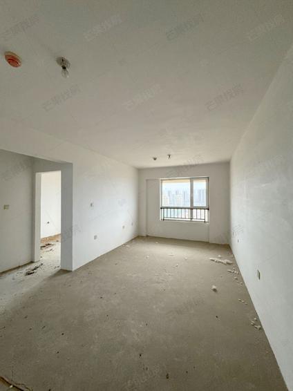 北京皇家御湾2室1厅80平低楼层/共34层