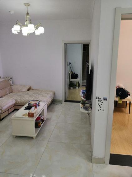 北京东方万汇城(北区)2室2厅80平低楼层/共39层