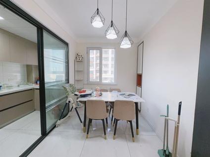 北京欢乐江山(三期)3室2厅108.3平中楼层/共10层