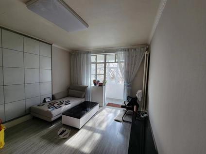 西宁海晏路1室1厅54平中楼层/共6层