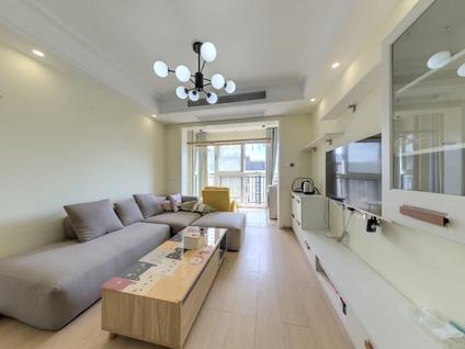 北京保利香颂3室2厅93.56平中楼层/共18层