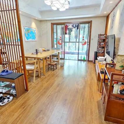 北京阳光国际3室2厅127平低楼层/共33层