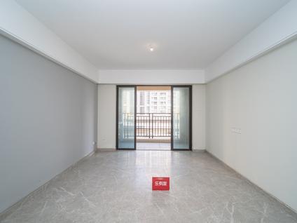 江门保利西海岸4室2厅115平低楼层/共17层