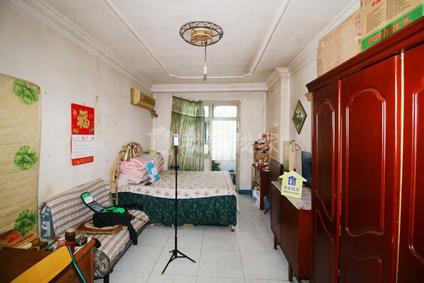 北京五金大楼小区1室1厅40.89平中楼层/共5层