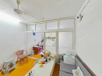 上海西湖苑2室1厅56.68平中楼层/共6层