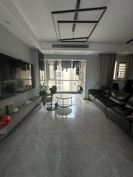 北京华发四季3室1厅79平中楼层/共33层