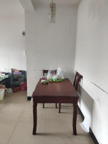 重庆黄桷兰(A区)2室2厅75平高楼层/共7层