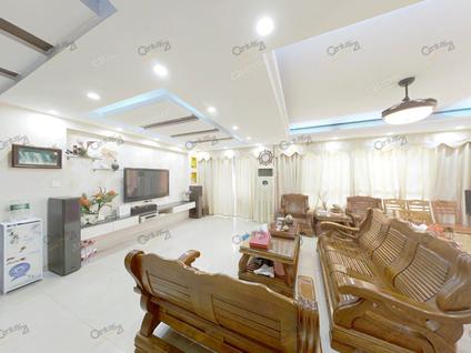 中山新世纪花园4室2厅130.09平高楼层/共7层