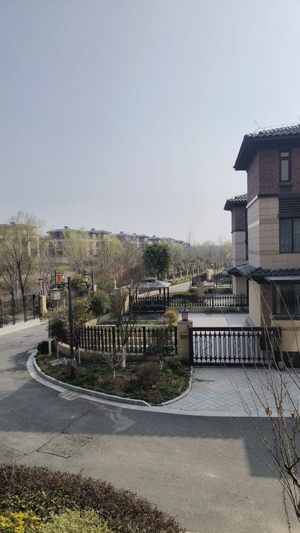 北京扬州玥珑湖3室2厅114.37平低楼层/共7层