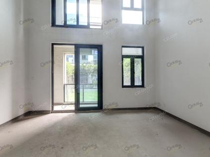 北京德信时代公园3室1厅148平低楼层/共3层