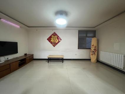 北京物资供应处家属院3室2厅119平低楼层/共6层