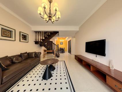 北京紫泉花坊4室2厅68.83平低楼层/共10层