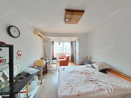 上海金浦小区(塘桥)1室1厅46.25平中楼层/共6层