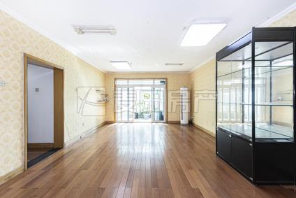 北京紫竹花园1室1厅126.6平低楼层/共29层