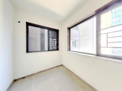 北京保利麓湖3室2厅96.52平中楼层/共34层