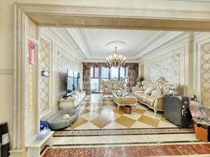 武汉万达御湖世家4室2厅254.65平低楼层/共48层